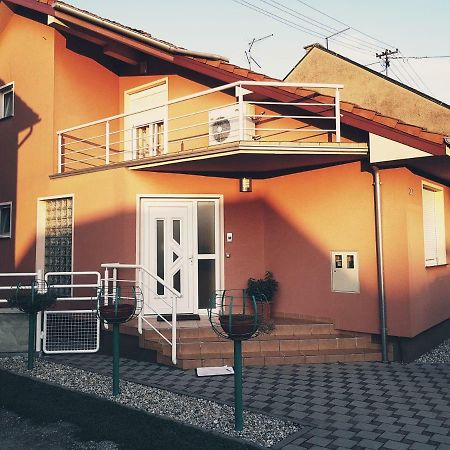 Apartment Dominik Osijek Exteriér fotografie