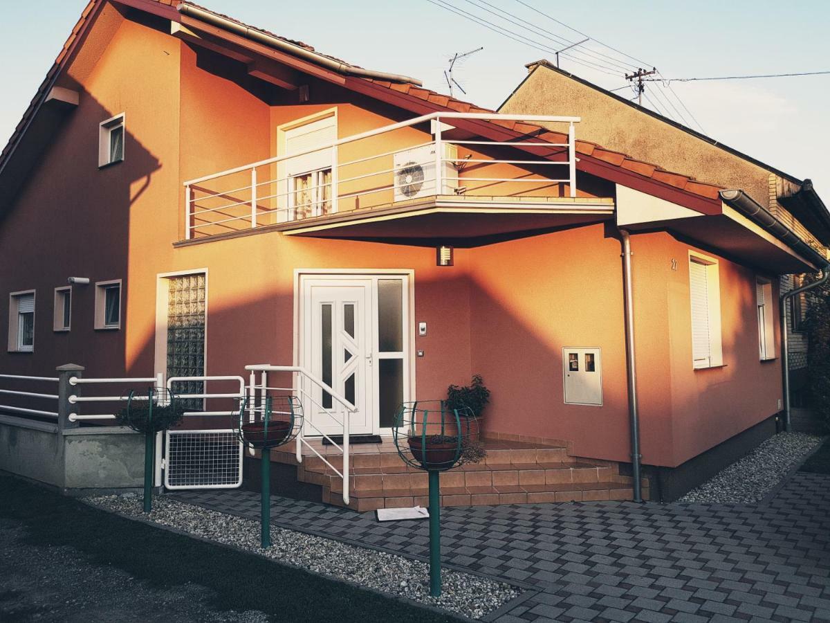 Apartment Dominik Osijek Exteriér fotografie